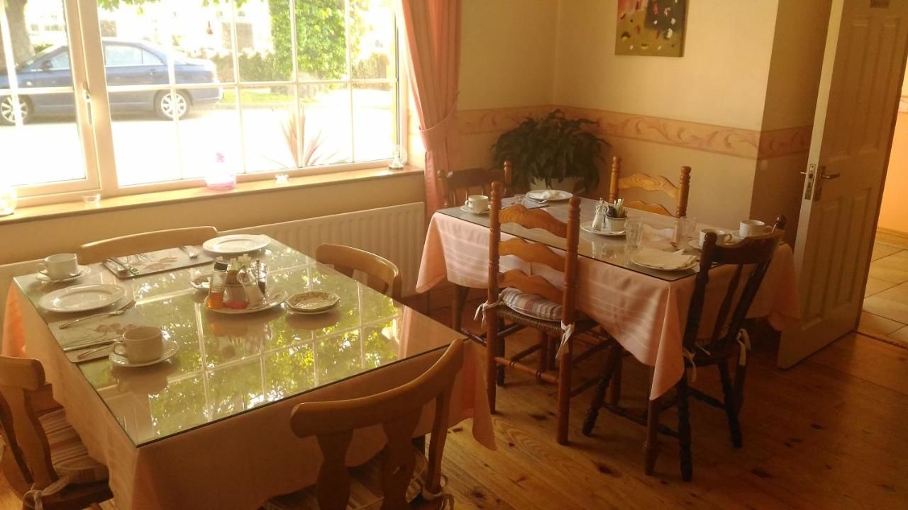 Отели типа «постель и завтрак» Conn Oriel B&B Трали
